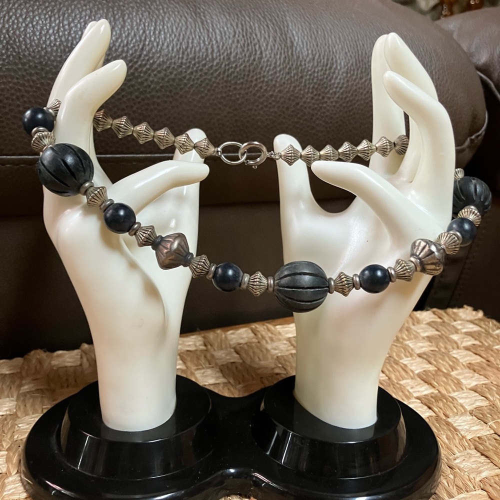 Elegant Black and Silver Beaded Necklace